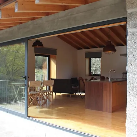 Nyaraló Sitio De Froufe *